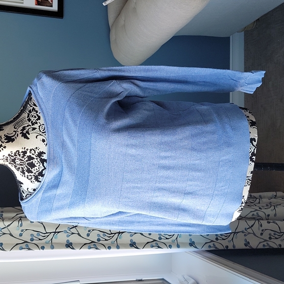 Melanie Lyne light blue sweater - Picture 1 of 9